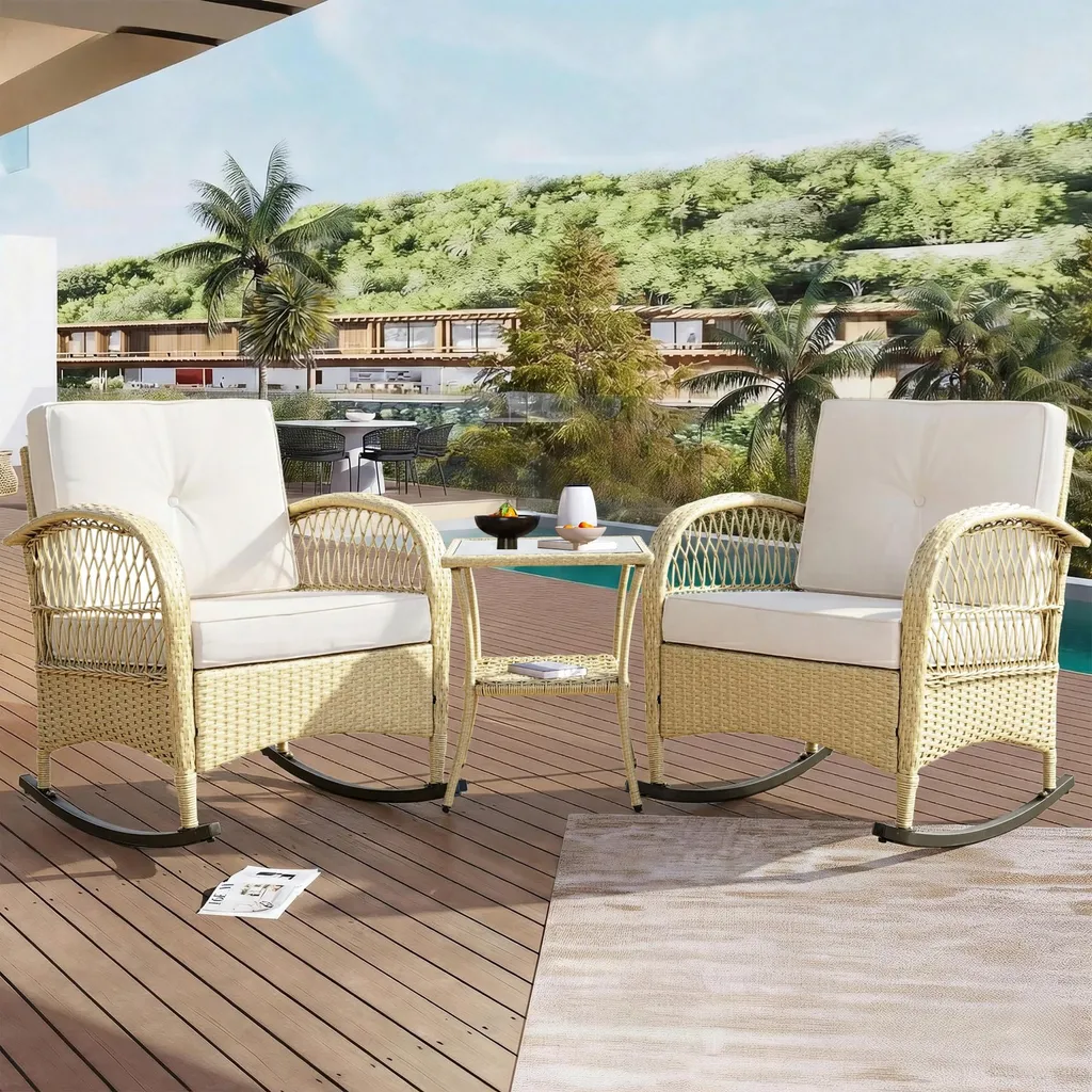 Fauteuil à bascule de balcon en rotin et table basse, coussins beiges - 5