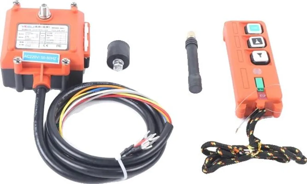 Telecomando Industriale Wireless per Gru | Design Sicuro IP65 Arancione
