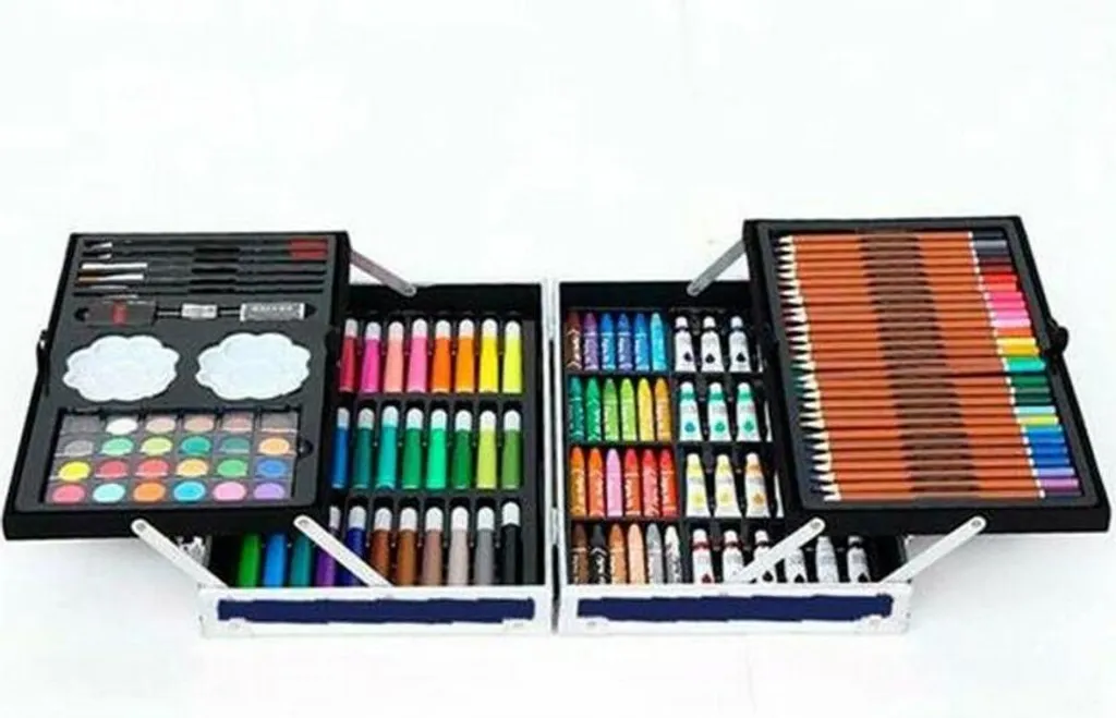 Set de Coloriage 150 Pièces Art Studio en Aluminium pour Petit Artiste