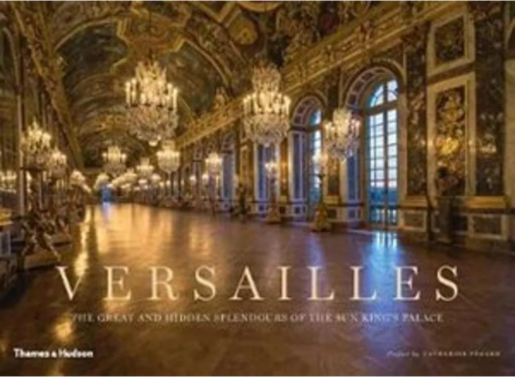 Versailles Lustre en Cristal 12 Bras de Lumière pour Grand Salon Luxueux