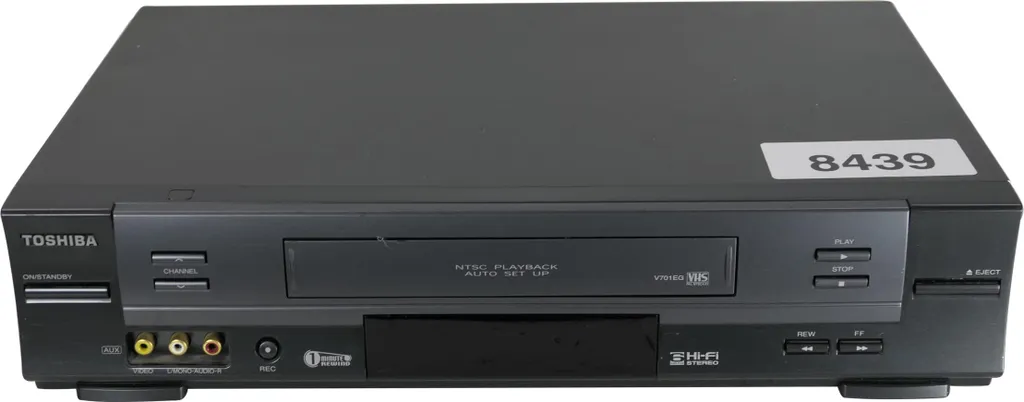Toshiba V701EG Magnétoscope VHS 4 têtes avec image stable et son clair