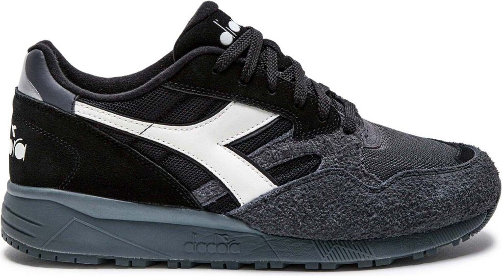 Schuhe Diadora N902 Hairy Suede Schwarz Leder