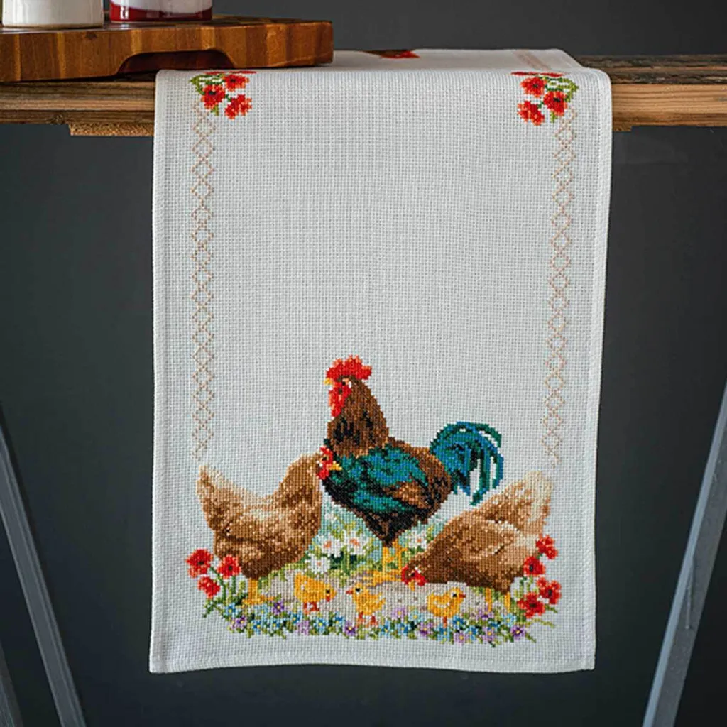 Chemin de Table à Broder au Point de Croix Motif Ferme 32x84 cm Vervaco