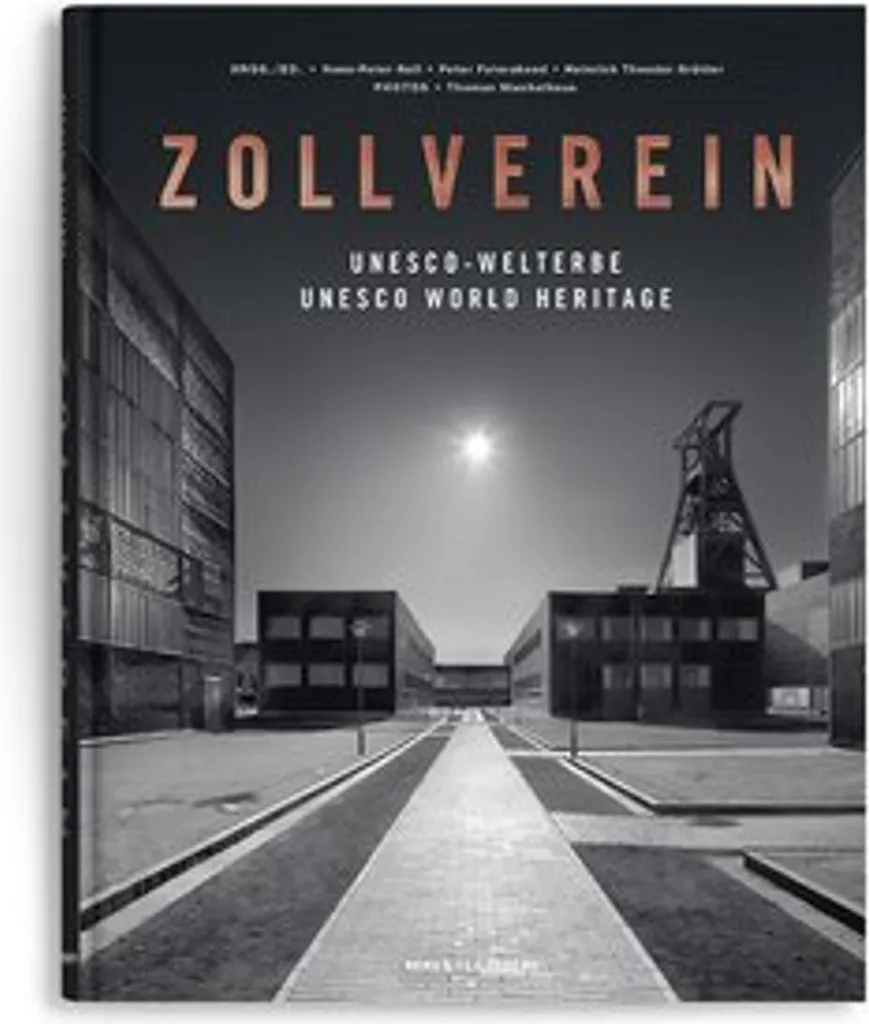 Zollverein affiche encadrée pour donner du caractère à un salon vide