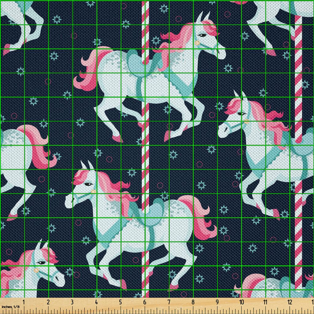 ABAKUHAUS Baby Satin Stoff als Meterware, Karussell-Pferde-Spielzeug Merry Go Round Freudiger Zirkus-Vergnügungspark, 3 M (148 x 300 cm), Indigo B...