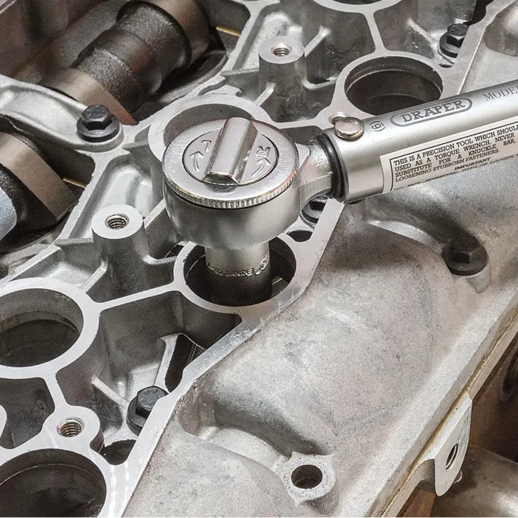 Clé dynamométrique à cliquet réversible 3/8 pour mécanique auto