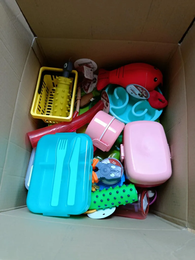 Set de 60+ Accessoires Animaux : Jouets, Bouteilles et Récipients