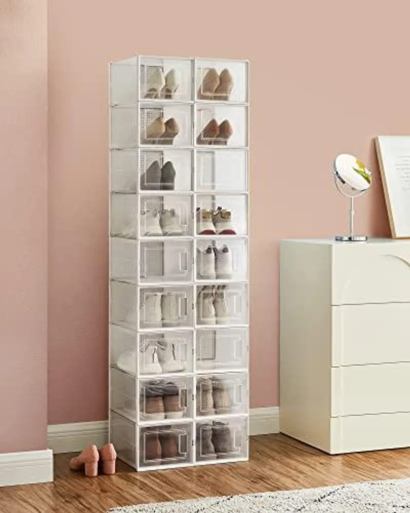 Optimisation dressing avec 18 boîtes à chaussures empilables et claires