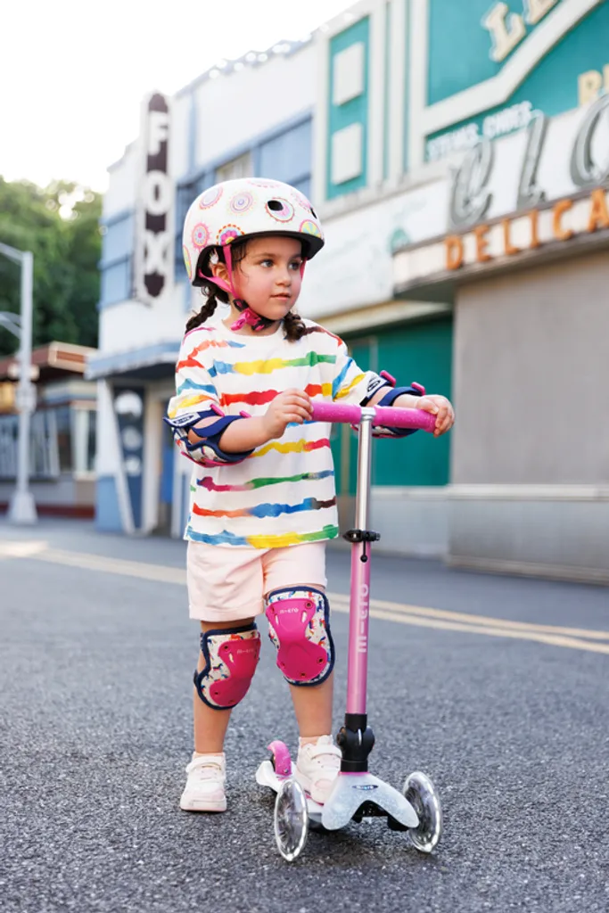 Micro Mobility Deluxe Foldable Orion LED : Trottinette Pliable Enfant - 11