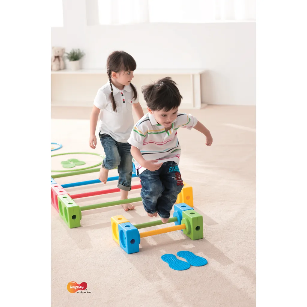 Ensemble de compétences motrices de base pour jardin et écoles mater - 5