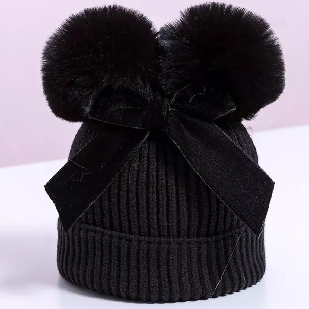 Cappello Bow Bambini Lana Nera KP21306: Un Caldo Abbraccio Invernale