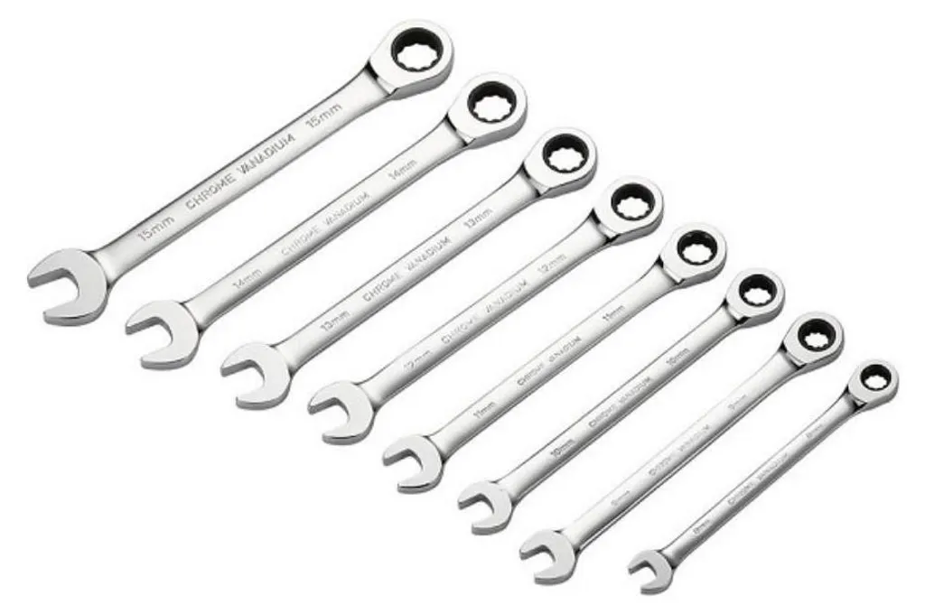 Clé à cliquet polyvalente 8-15 mm noire avec tige longue ergonomique
