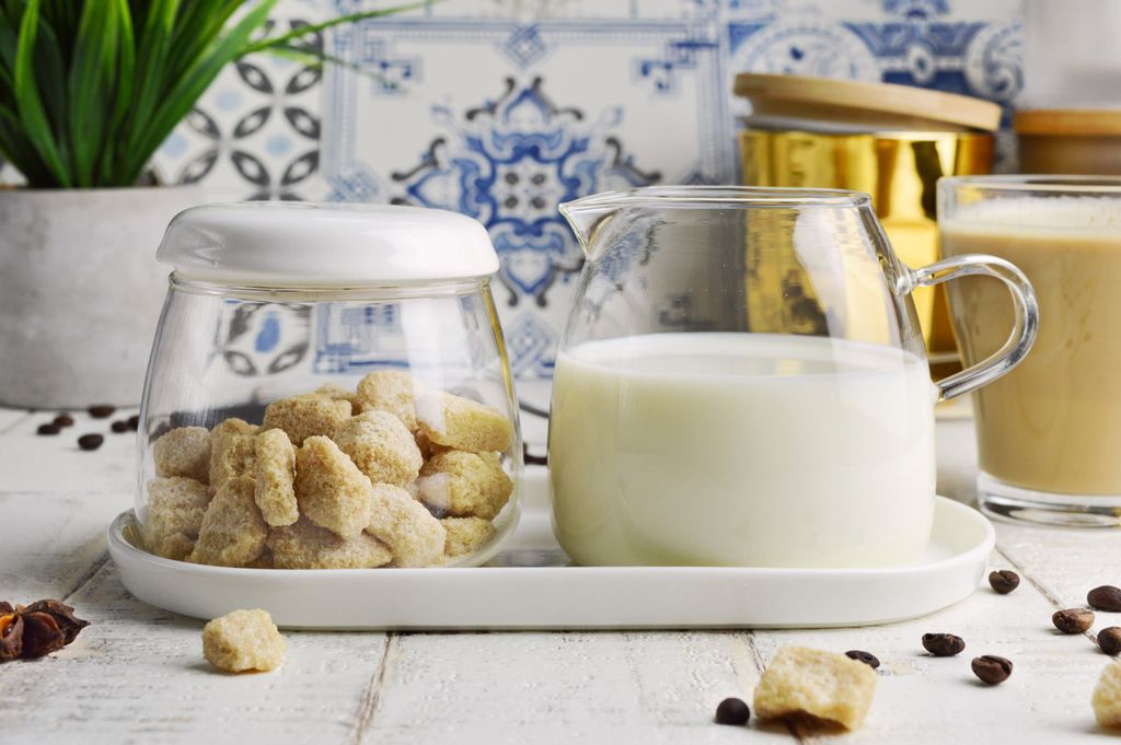 Milchkännchen & Zuckerdose aus Glas und Porzellan Produktbild 3