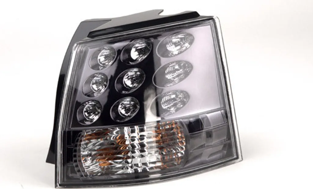Johns 8330A380 Luce Posteriore LED Mitsubishi Outlander 06-12 DX