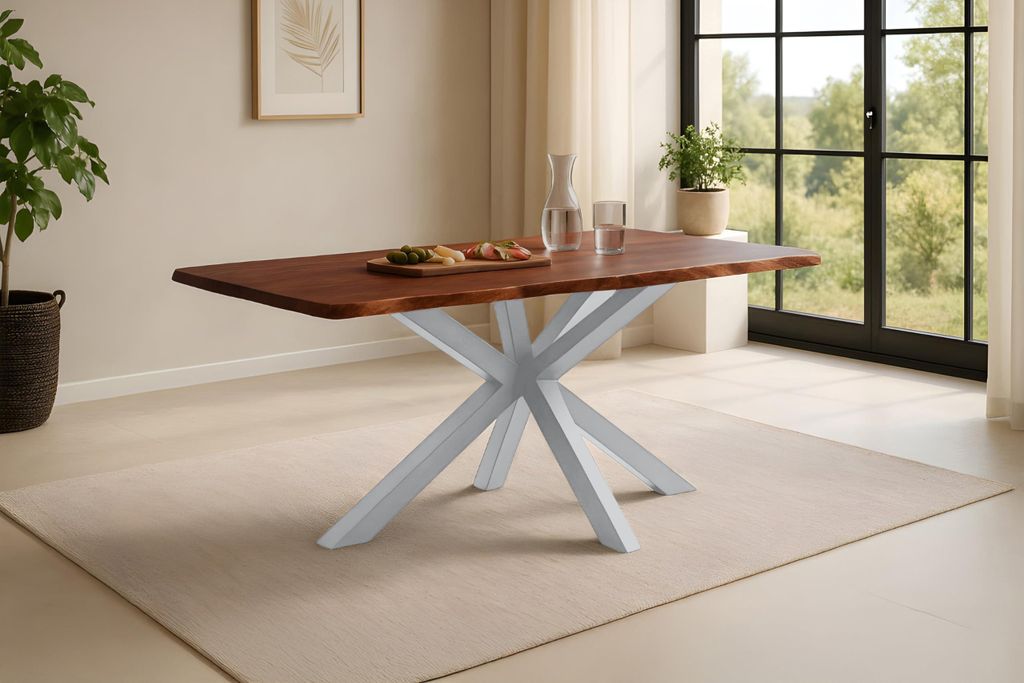 Esstisch Roxana | 180 x 90 cm | Akazienholz massiv | Kastanienfarbig | Echte Baumkante | Spider-Gestell Metall Silber | pflegeleichter Massivholzti...