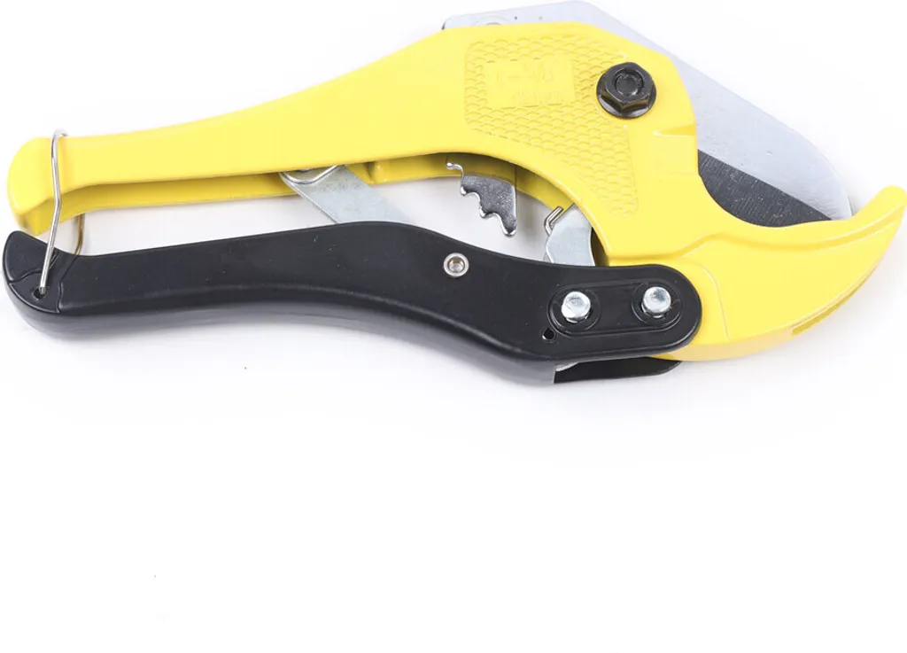 Pince à sertir multicouche profil TH 16-32mm construction robuste acier