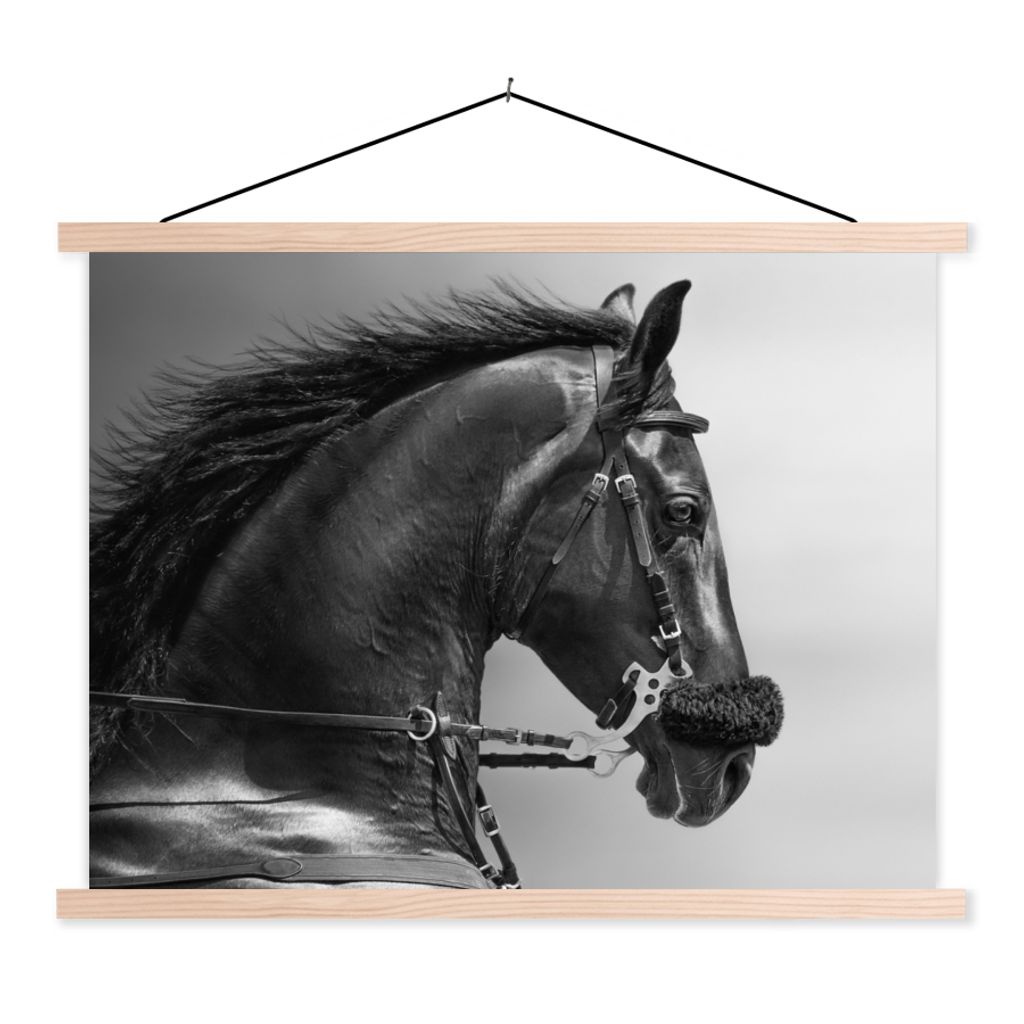 MuchoWow Textilposter Pferde - Schwarz - Porträt - Tiere 60x45 cm mit holzfarbenen Rahmen - Bild