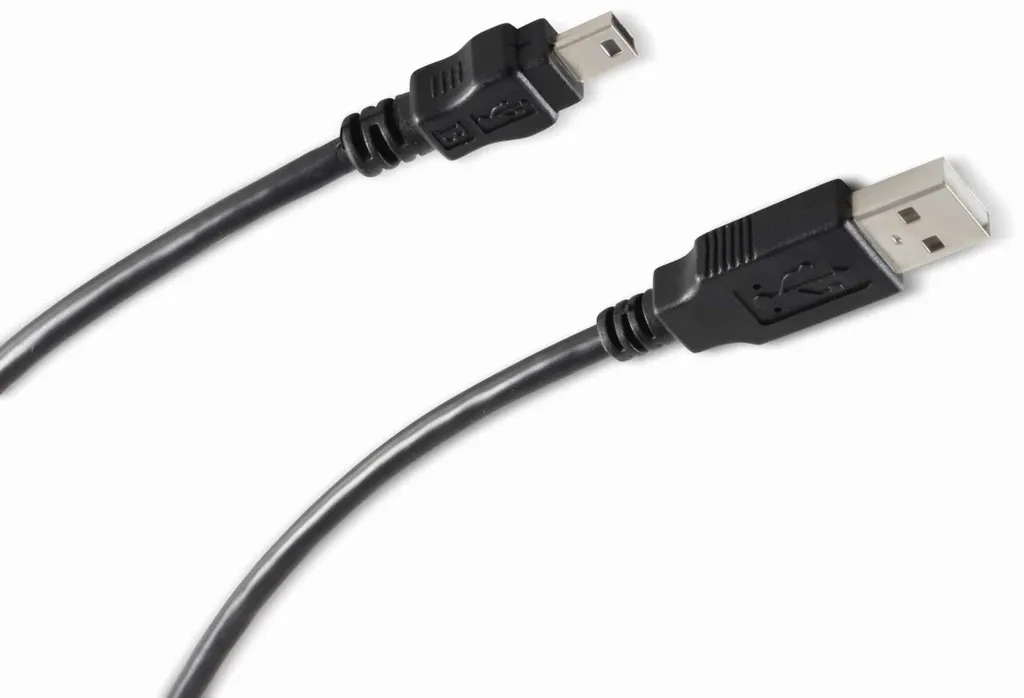 Cavo Mini-USB B S-Conn 5m: Ridai Vita ai Tuoi Vecchi Dispositivi