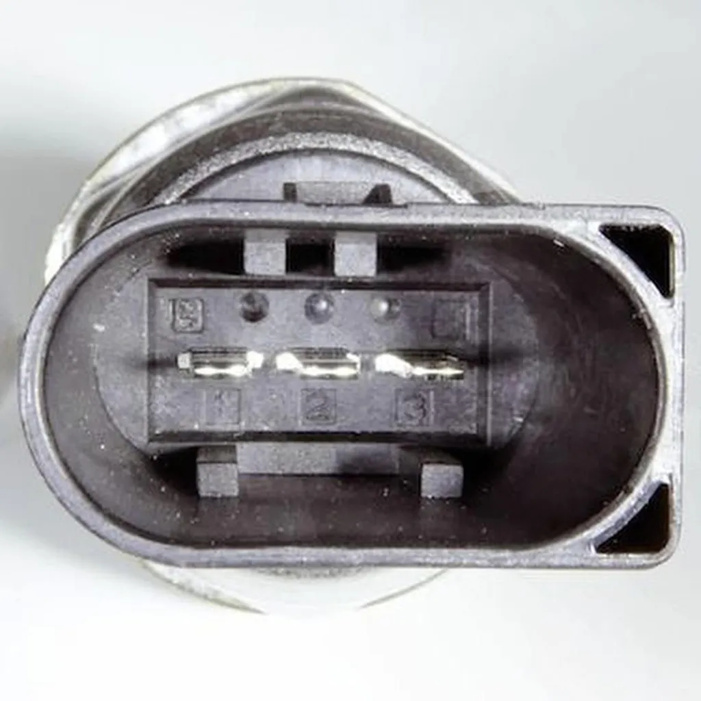 Réparer Kia Venga avec le capteur pression carburant Pierburg M18 130 Nm