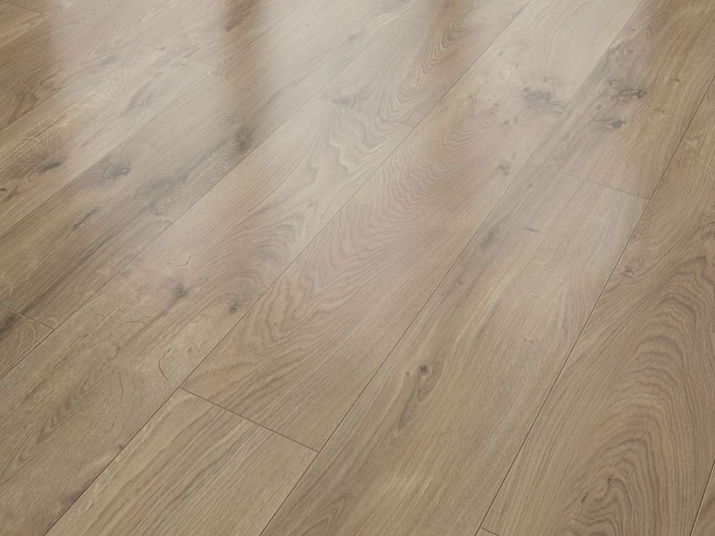 Classen Laminat 7 mm 4V 128,6 x 19,4 cm 7 mm Oak nature red