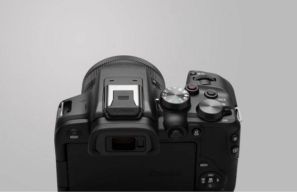 Canon EOS R10 + RF-S 18-45mm F4.5-6.3 IS STM MILC 24,2 MP Obrázek produktu 4