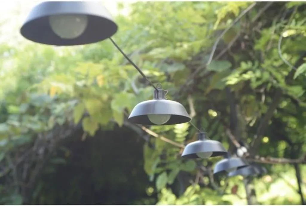 Catena Luminosa Solare Smart USB 5m 10 LED - Efficienza Nera