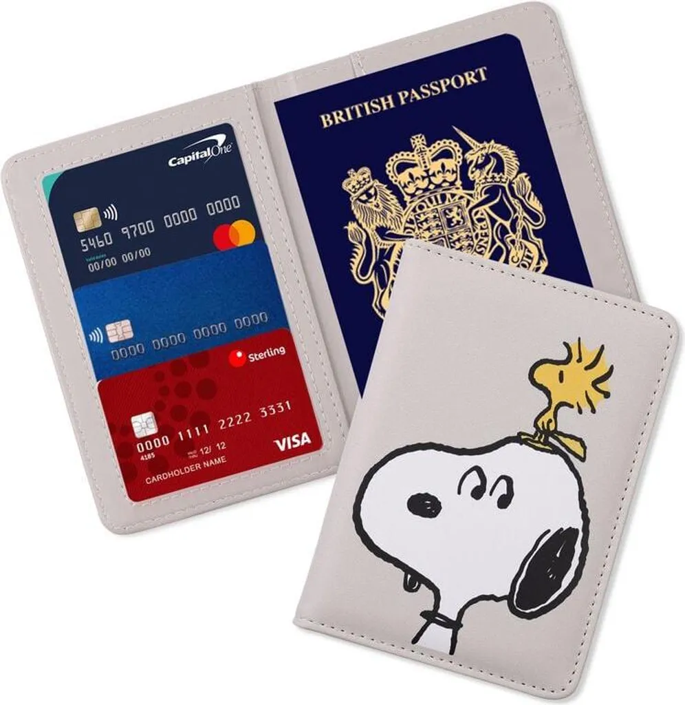 Custodia Passaporto Snoopy Peanuts Multicolore - Must-Have Viaggi 2026
