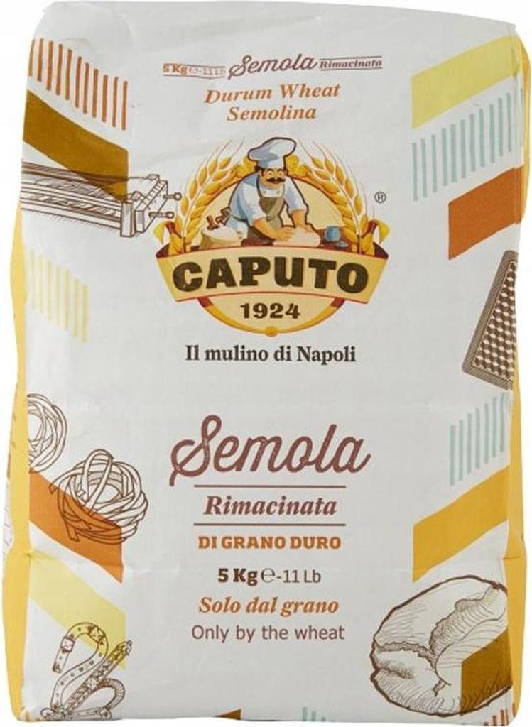 A bag of Caputo Semola Rimacinata durum wheat semolina flour.