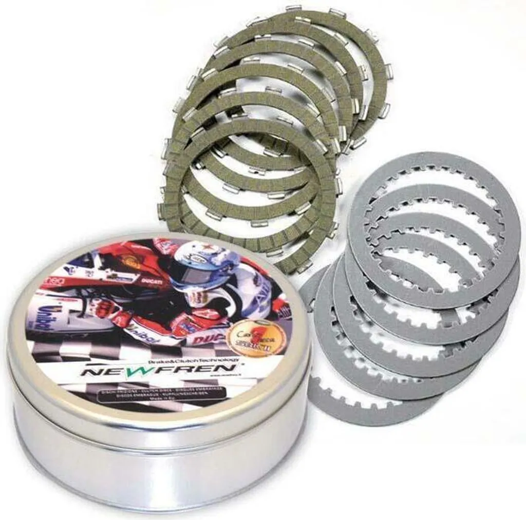 Améliorer l'embrayage de sa moto avec le kit NEWFREN disques et acier