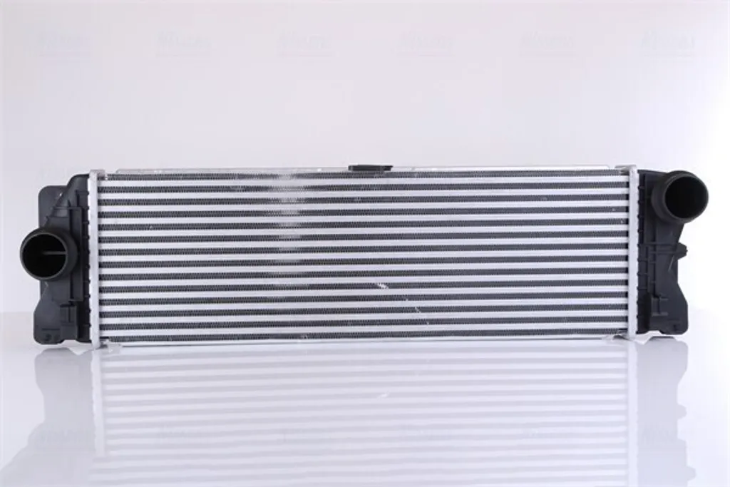 Refroidisseur d'air de suralimentation pour Sprinter 907 et 910 Turbo