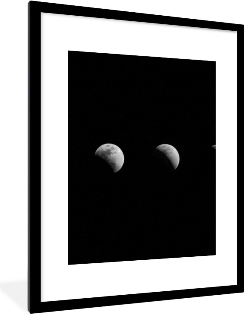 MuchoWow Gerahmtes Poster Schwarz - Weiß - Mond - Mondphase - Weltraum 60x80 cm - Poster mit Schwarzem Bilderrahmen Wandposter Rahmen Foto Bilde...