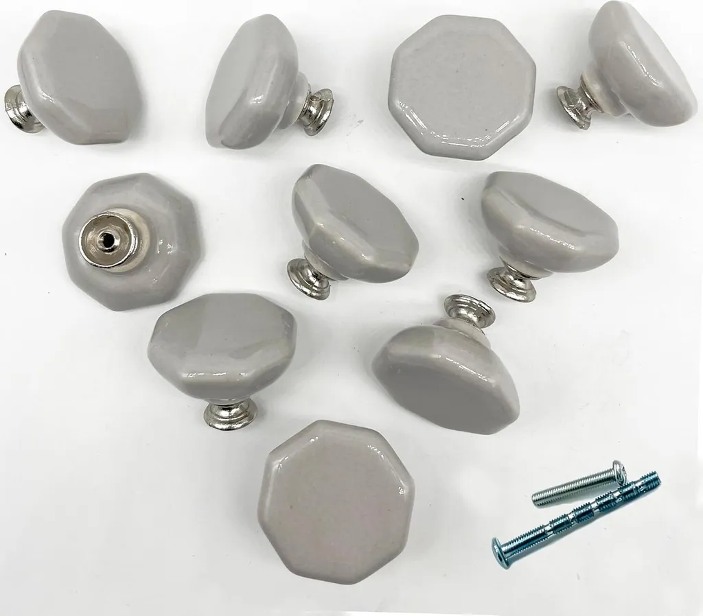 Boutons de meubles gris clair en porcelaine pour rénovation cuisine x10