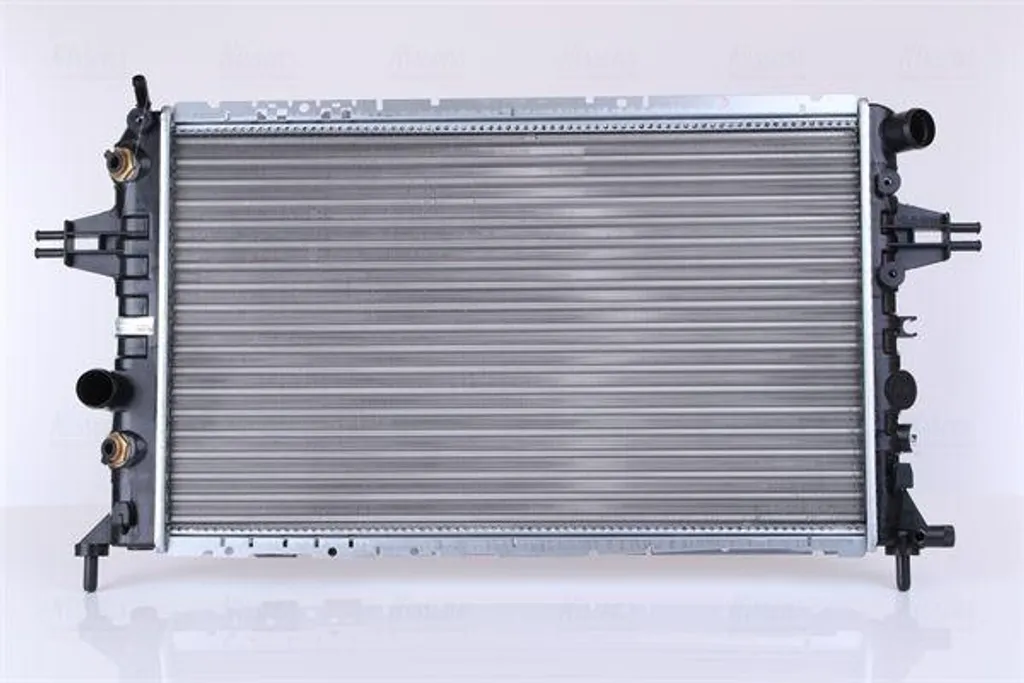 Radiateur Moteur NISSENS 63247A OE 1300197 pour Zafira et Astra G