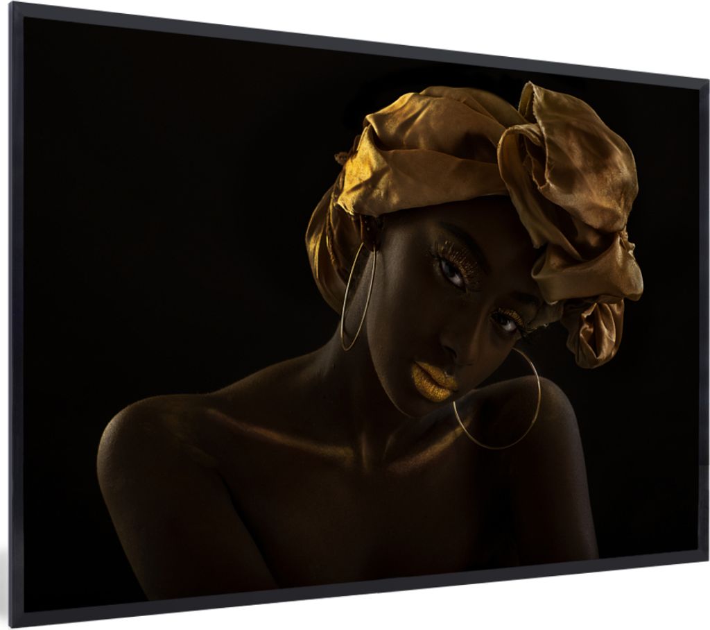 MuchoWow MuchoWow Gerahmtes Poster Frauen - Kopftuch - Gold - Luxus 60x40 cm - Poster mit zchwarzem Bilderrahmen - Printing - Wanddeko Schlafzi...
