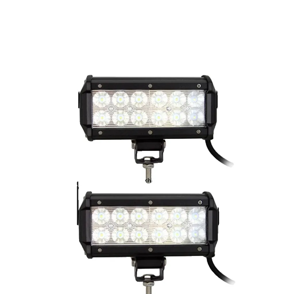 Éclairage LED pour tracteur et quad 4x4 phare de travail extérieur étanche