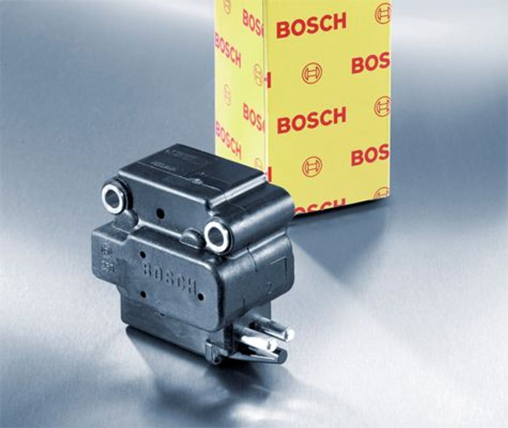 BOSCH Elektromotor F 026 T03 002 elektrisch-hydraulisch Produktbild 