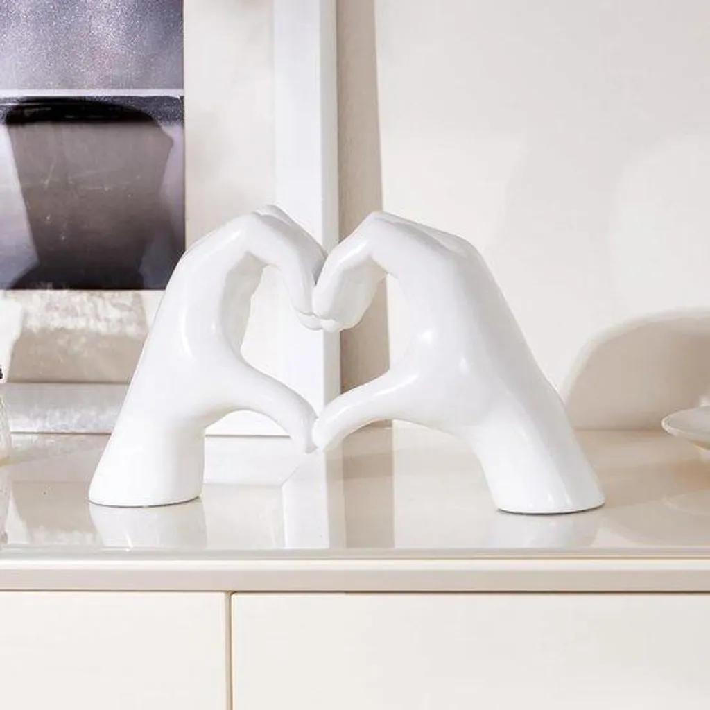 Objet de Décoration de Table Romantique - Sculpture Couple Blanc 30cm