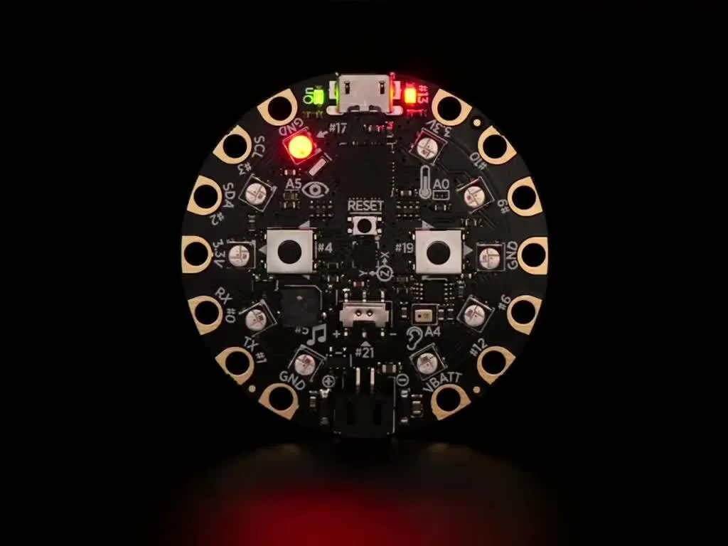 Circuit Playground Classic Adafruit v1.0 carte électronique programmable
