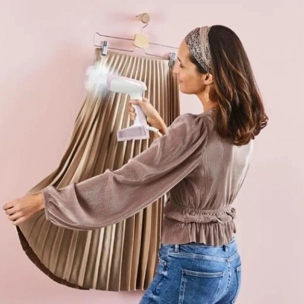 Recensione Tefal Vaporizzatore DT3050: Efficienza 15s per il Tuo Guardaroba - 12