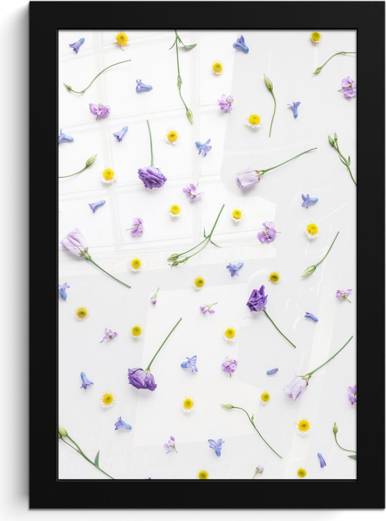 MuchoWow MuchoWow Gerahmtes Poster Blumen - Lila - Gelb 20x30 cm - Poster mit zchwarzem Bilderrahmen - Drucken - Bilder Poster im Rahmen