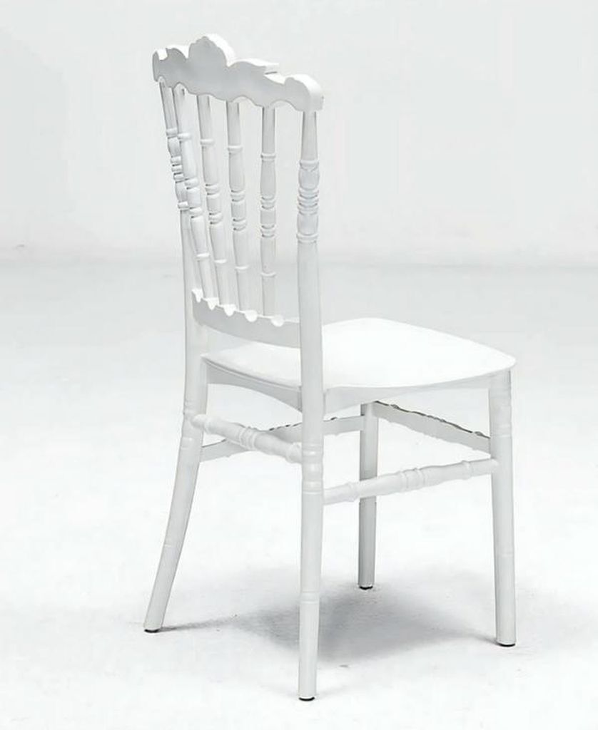 Weißer Stuhl aus Carbon mit Rückenlehne Terrassenstuhl