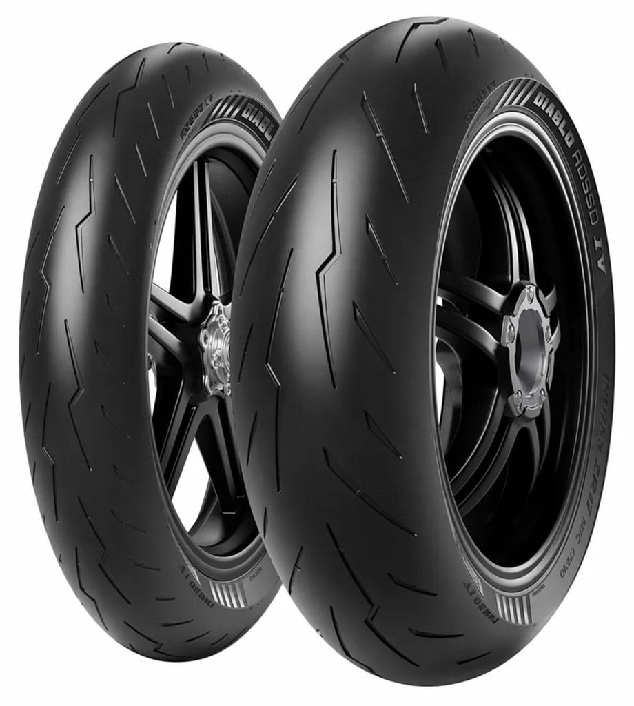 Pirelli Diablo Rosso IV Image du produit 