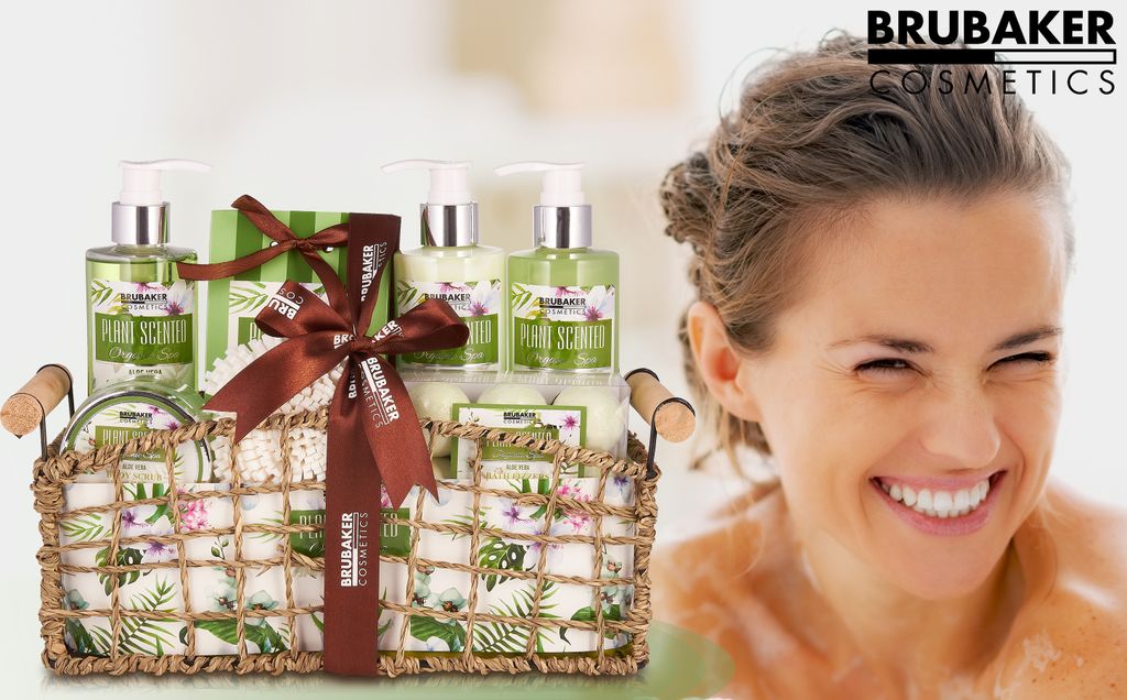 BRUBAKER Beautyset Bade- und Dusch Set Aloe Vera - 13-teiliges Geschenkset in dekorativem Korb