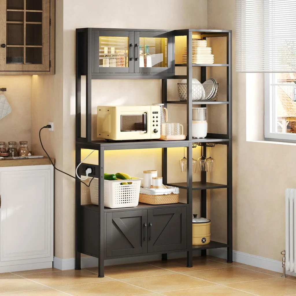 Meuble cuisine avec prise secteur, éclairage LED et porte-verres Noir