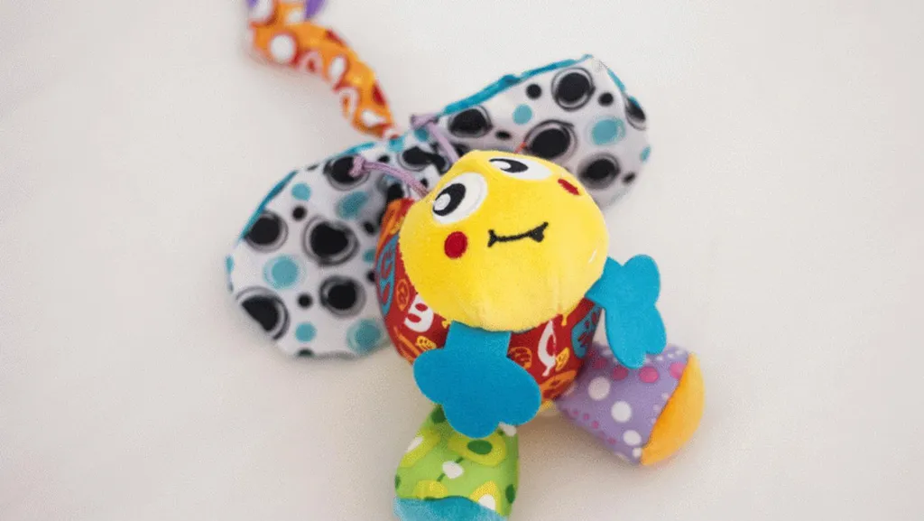 Jouet Éveil Voyage Abeille Playgro pour Siège Auto et Cosy de Bébé