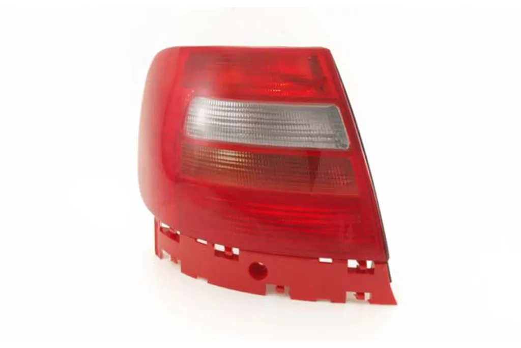 Faro Posteriore Sx Audi A4 8D 96-99 - Ricambio Johns Qualità OE