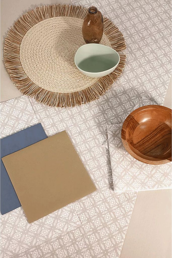 Servietten 33x33cm 3-lagig mit orientalischem Muster 20 Stück Taupe