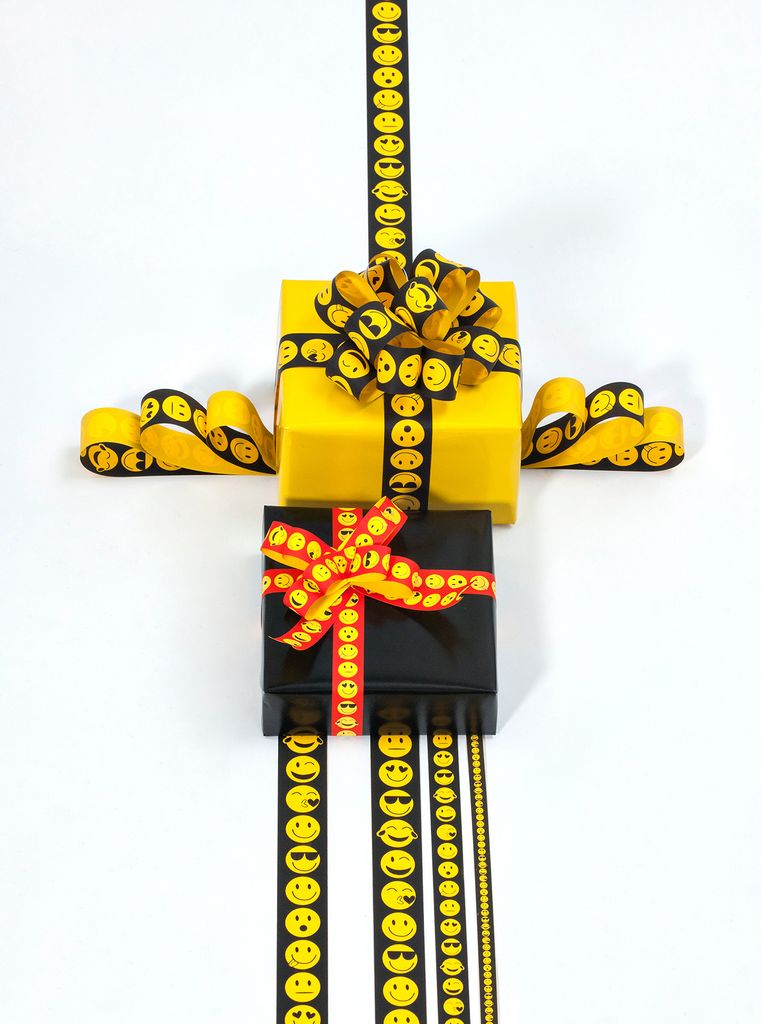 Geschenkpapier einfarbig 70cm x 2m Rolle Schwarz glänzend Produktbild 3