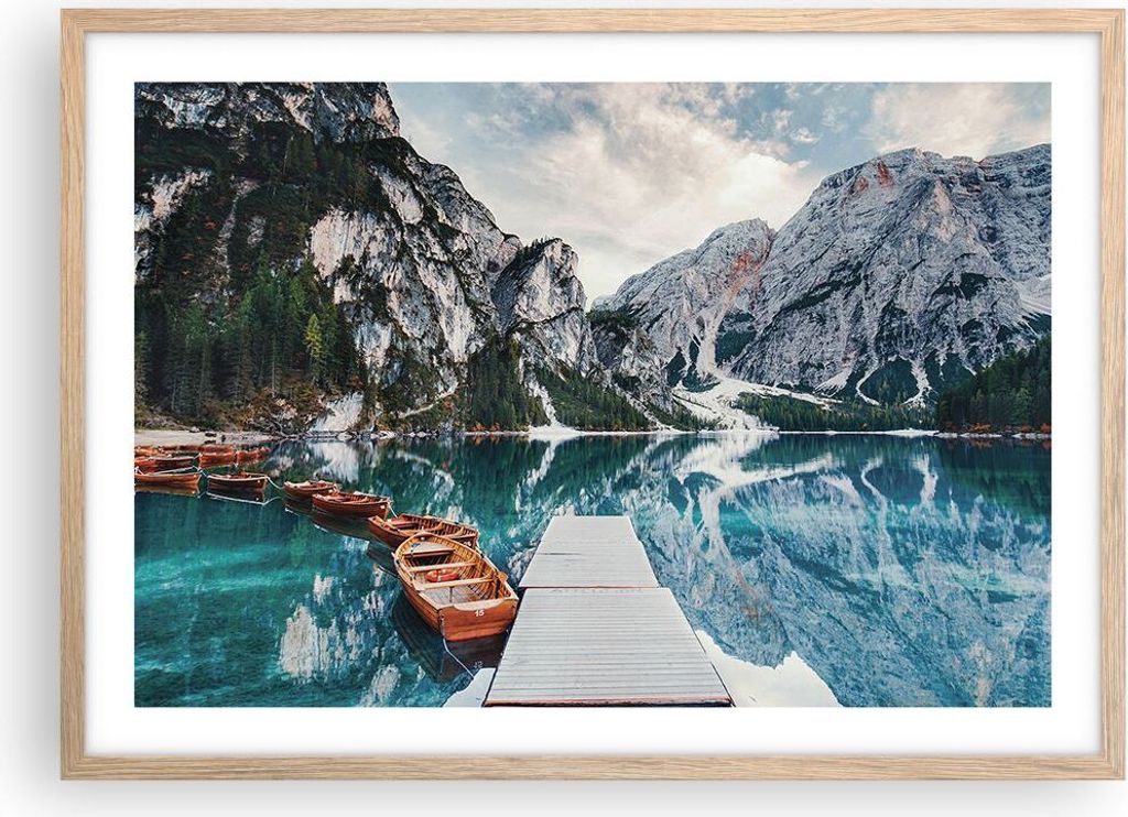 Gerahmtes Poster - Rahmen in heller Eiche - Boote Berge Hafen - 70x50 cm - Wand Bild - Wanddeko - Wandbilder - Kunstposter - Wandposter - Bilderrah...