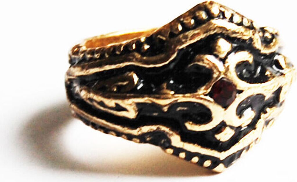 Ring Drachenblut, vergoldet, Ø 20 mm